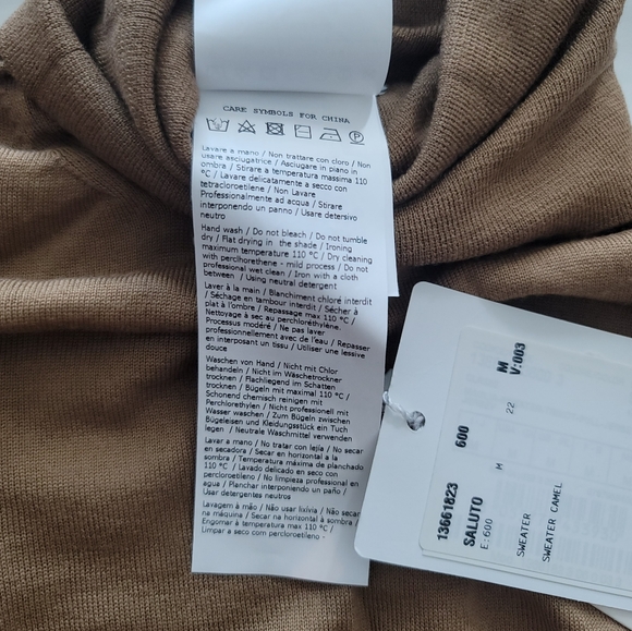 NWT MaxMara Saluto Wool Turtleneck Sweater Small - Picture 10 of 10